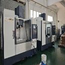 买下五台在位 镒钢年出厂，几乎新机三菱M80系统三轴滚.